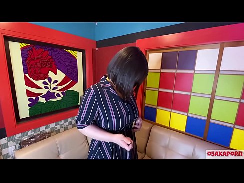 ❤️ Kuti Japonè ak gwo tit masturbe ak jwèt sèks epi li gen yon orgasm. Li pale nan yon entèvyou sou eksperyans mèrdik li. Tèt gwo ak chat pwale plen jemi byen fò. Osakaporn ️❌ Porno nan ht.osagoassist.ru